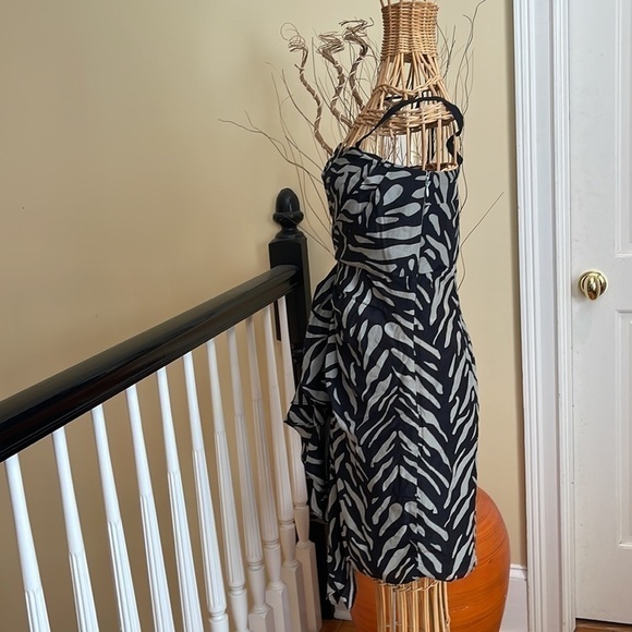 Laila Azahar black and grey dress - Picture 3 of 9